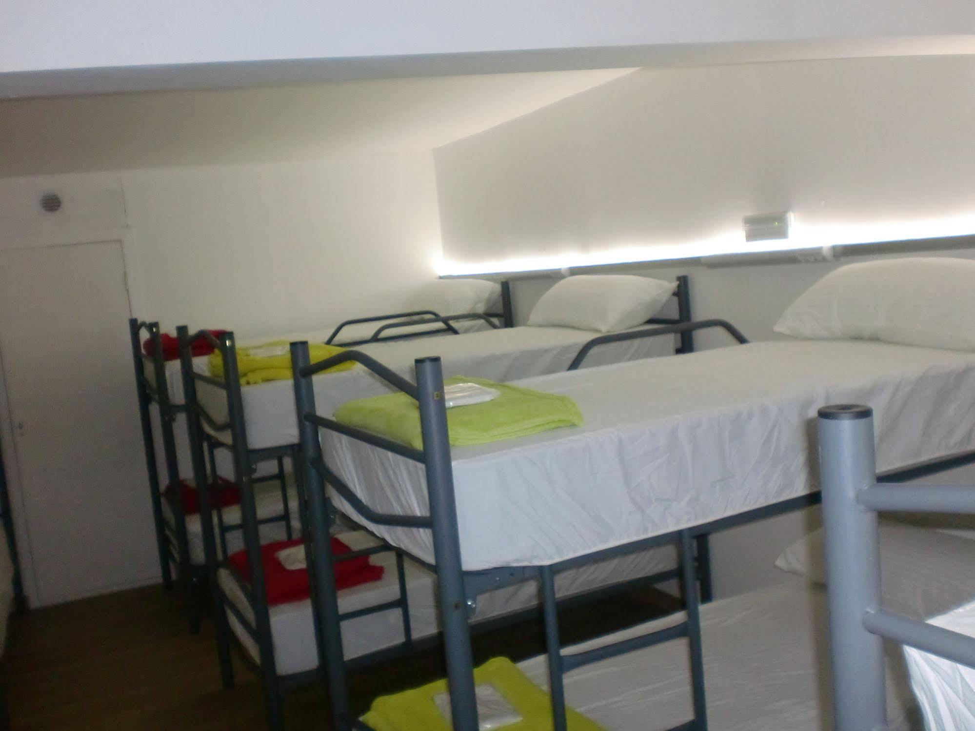 Albergue Monterrey Santiago de Compostela Eksteriør billede